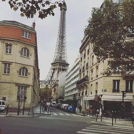 Apartament Eiffel Tower Champs De Mars *
