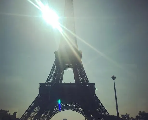 شقة Eiffel Tower Champs De Mars باريس
